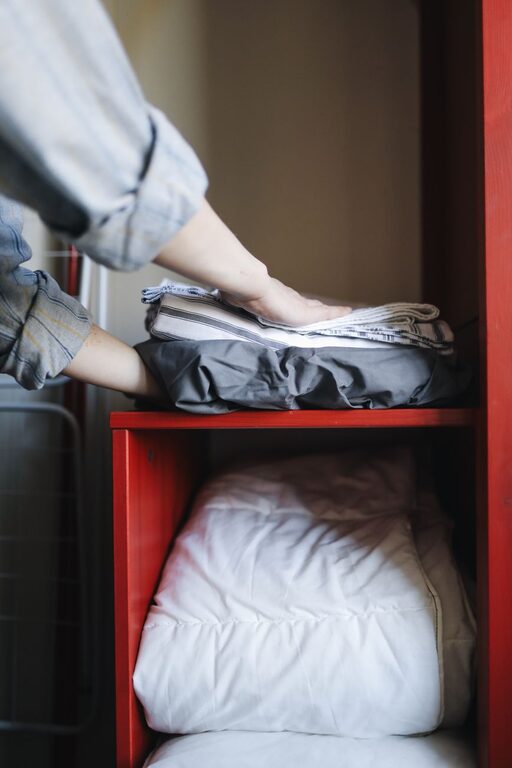 Simple Ways to Make Household Chores More Manageable